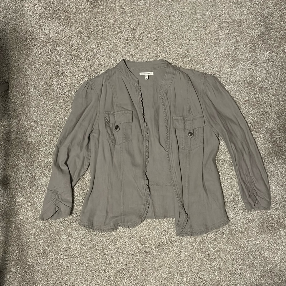 Maurice’s cropped jacket. Size medium. Gray